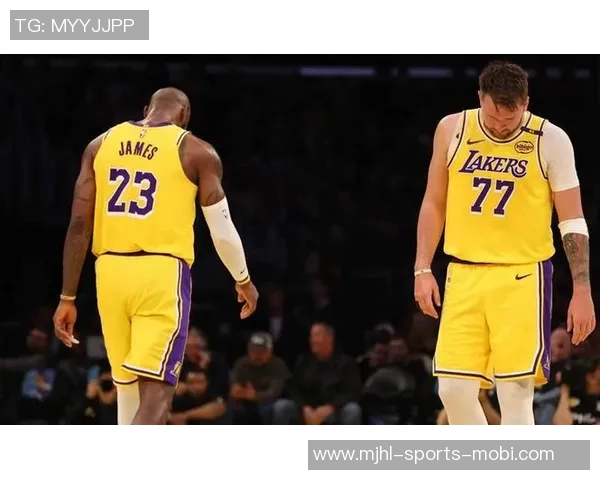 雷迪克双向合同后卫表现不佳湖人急需佩总再创奇迹逆转局势